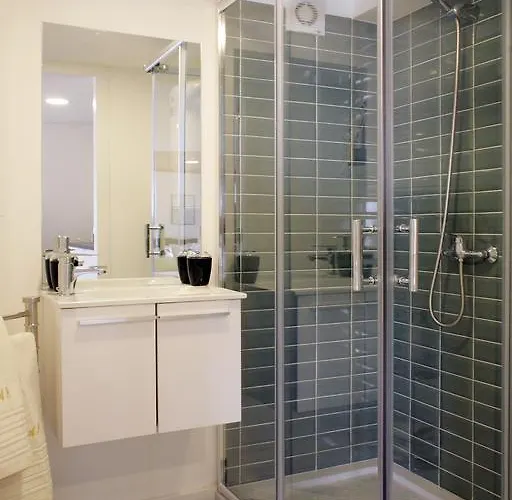 Alfama Rose - Guitarra Apartman *