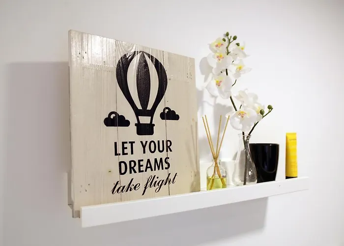 Alfama Rose - Guitarra *